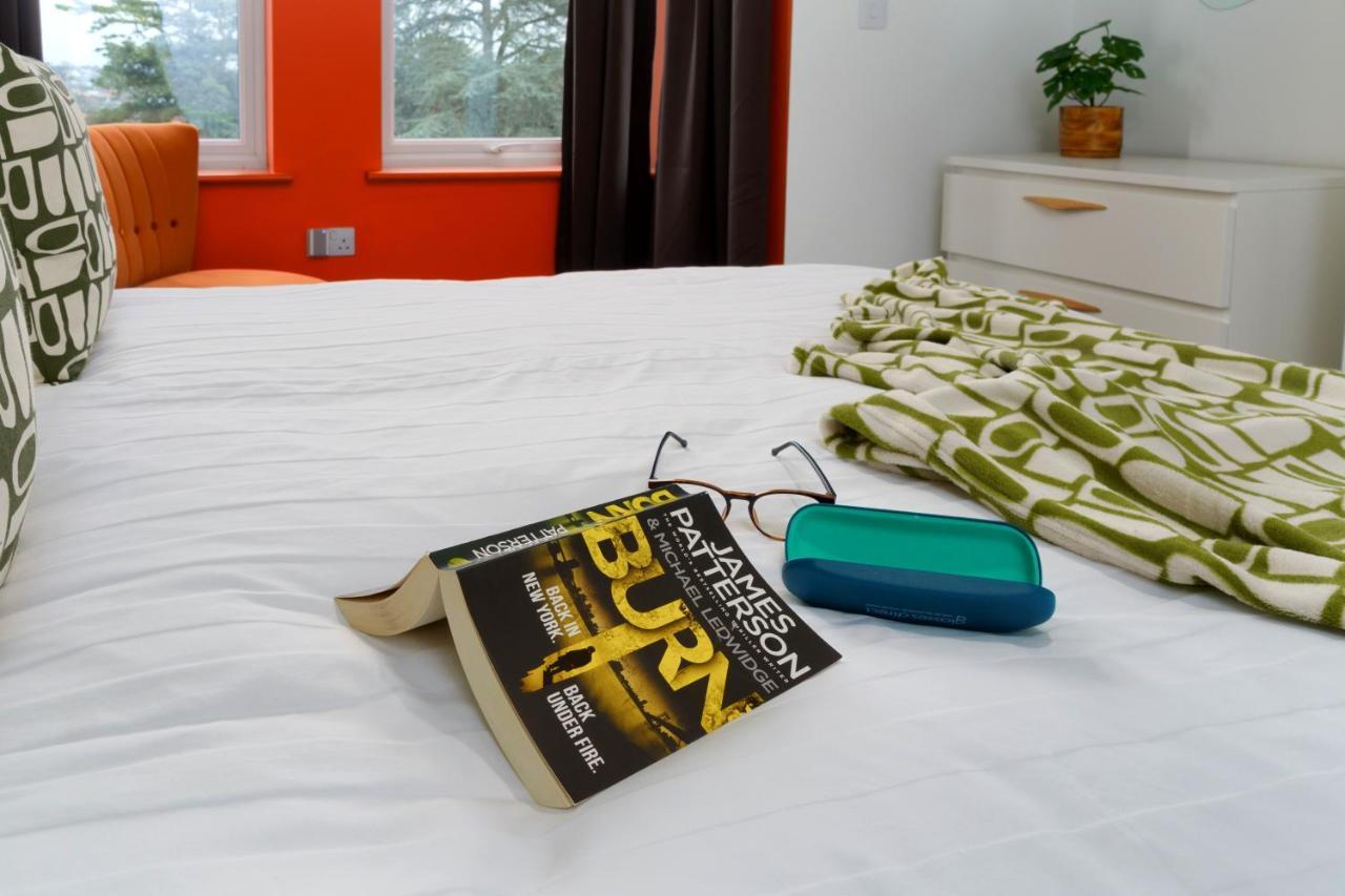 Apartment Two - Private Car Park, Comfortable And Well Equipped - By Ocean City Retreats プリマス エクステリア 写真